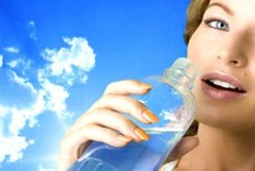 Pros and cons of drinking diets
